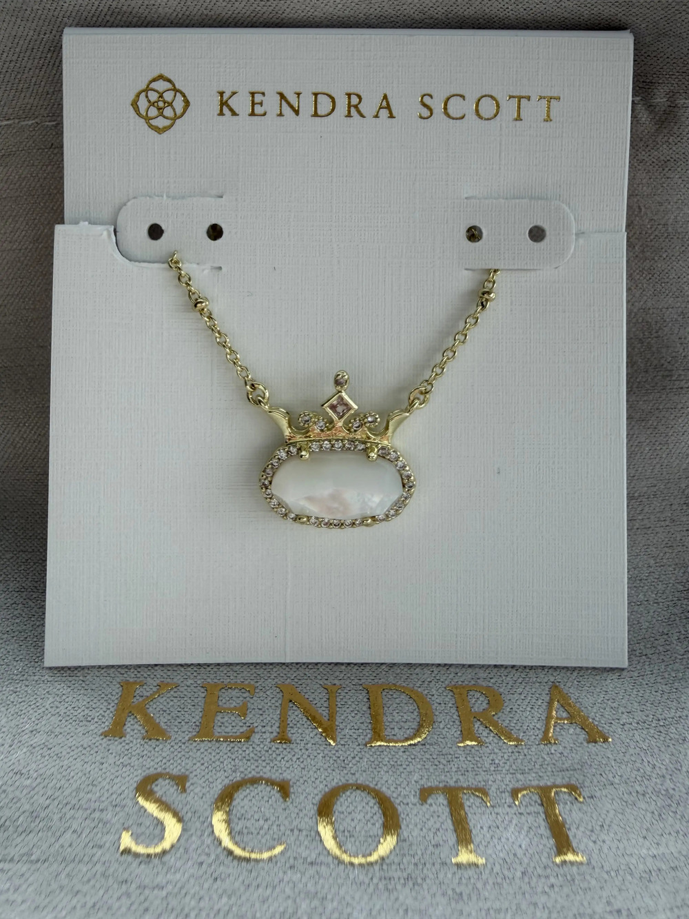 Kendra Scott White Pendant Necklace